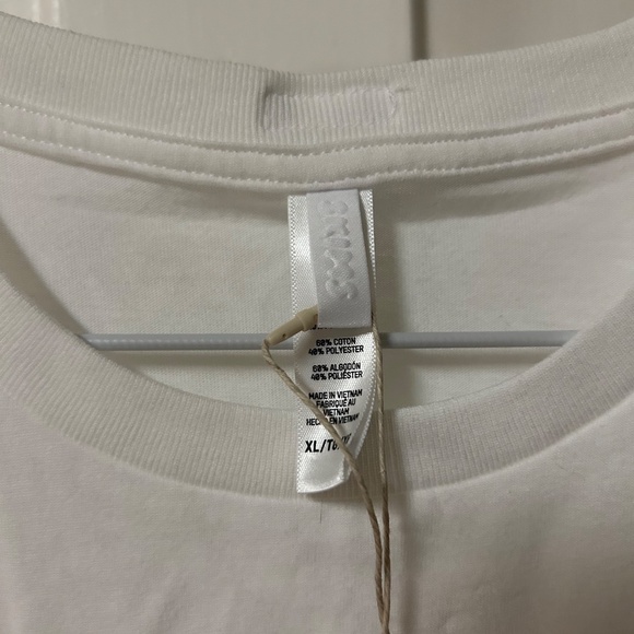 SKIMS T Shirt - Picture 2 of 7